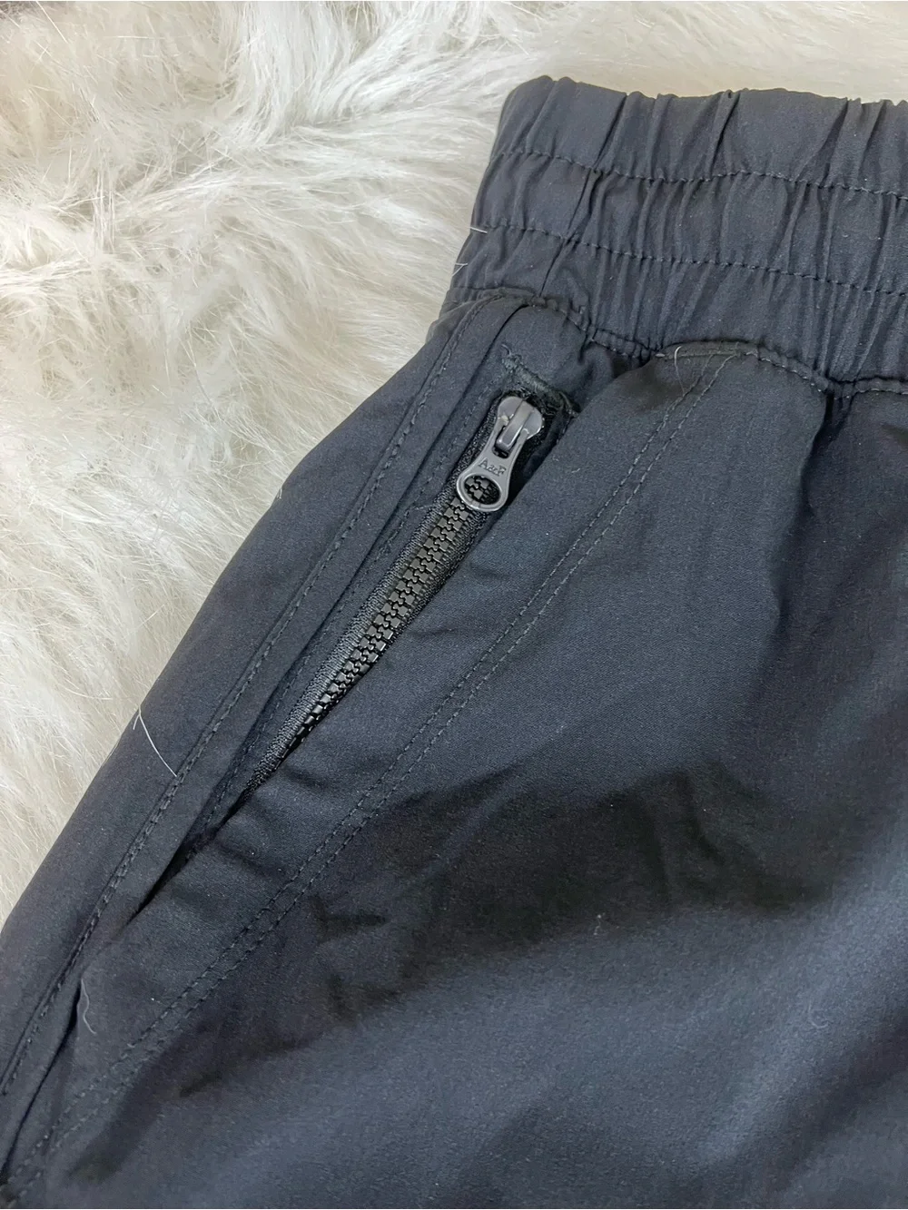 Abercrombie and Fitch Men's Black Nylon Shorts Baggies medium - Picture 12 of 13